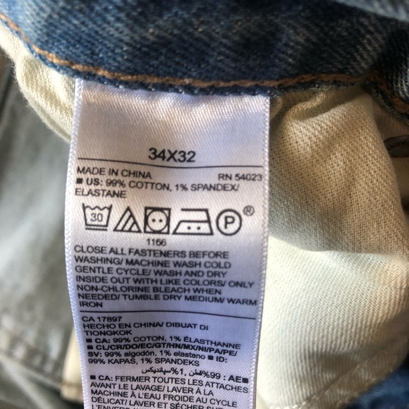 Men’s Old Navy Straight Leg Jeans - Picture 3 of 3
